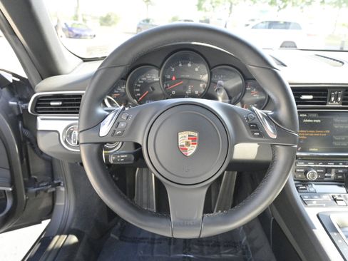 Used 2016 Porsche 911 Carrera 4 image 19