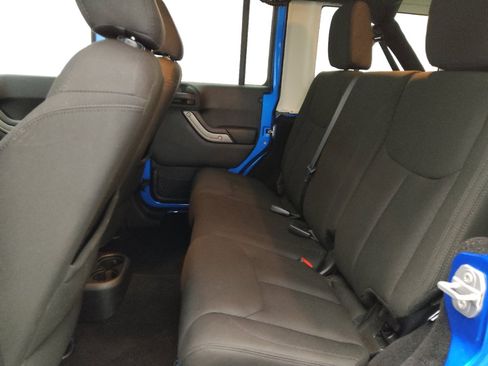 Used 2015 Jeep Wrangler Unlimited Sport w/ Quick Order Package 24S image 18