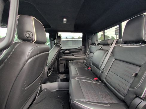 Used 2024 GMC Sierra 1500 AT4X image 22