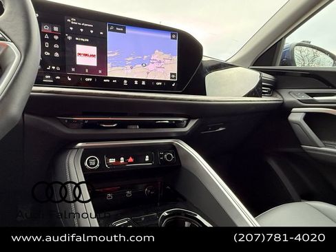 Used 2025 Audi Q5 Premium w/ Convenience Package AWD/4WD image 17