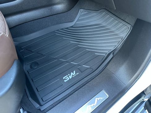 Used 2021 Chevrolet Tahoe High Country w/ Premium Package 2 image 38