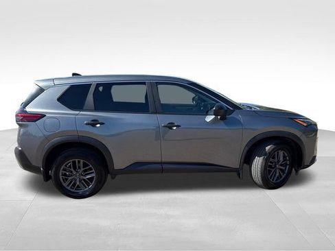 Certified 2023 Nissan Rogue S FWD image 9