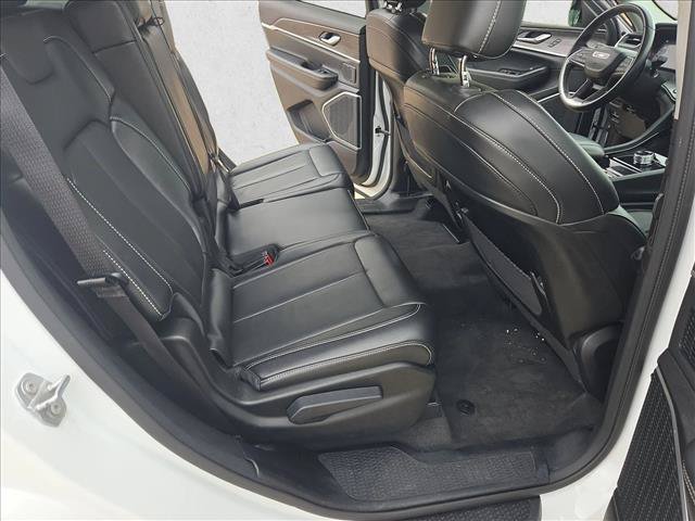 Used 2021 Jeep Grand Cherokee L Limited RWD image 18
