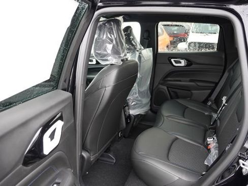 New 2026 Jeep Compass Altitude image 11