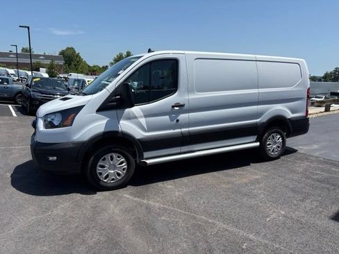 Certified 2025 Ford Transit 250 Low Roof w/ Exterior Upgrade Package RWD image 6