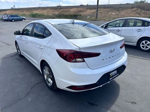 Used 2019 Hyundai Elantra SE FWD image 4
