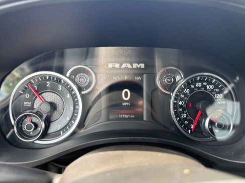 Used 2021 RAM 1500 Big Horn AWD/4WD image 16