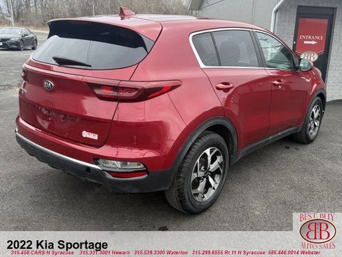 Used 2022 Kia Sportage LX FWD image 3