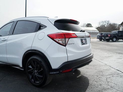 Used 2022 Honda HR-V Sport image 30