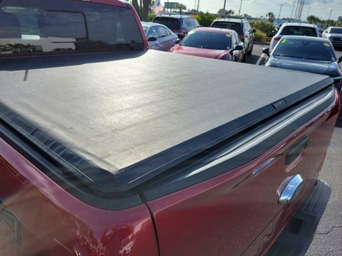 Used 2021 Ford Ranger Lariat w/ Equipment Group 501A High image 14