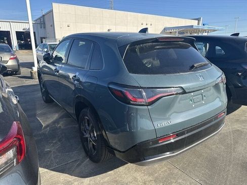 Used 2023 Honda HR-V EX-L image 2