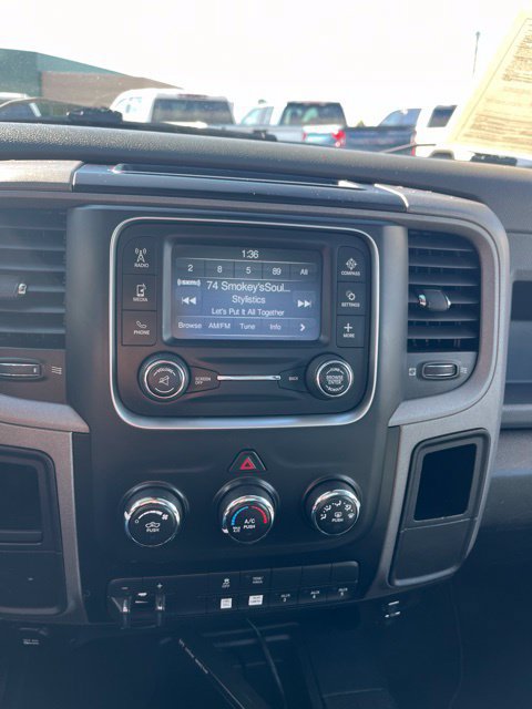 Used 2015 RAM 2500 ST AWD/4WD image 43