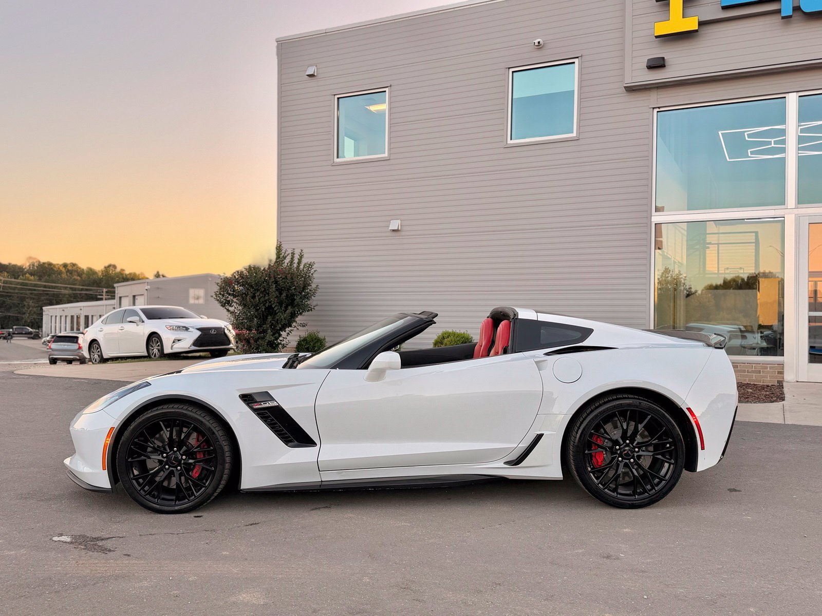 Used 2017 Chevrolet Corvette Z06 w/ Battery Protection Package RWD image 18