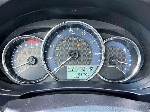 Used 2015 Toyota Corolla LE Premium FWD image 25
