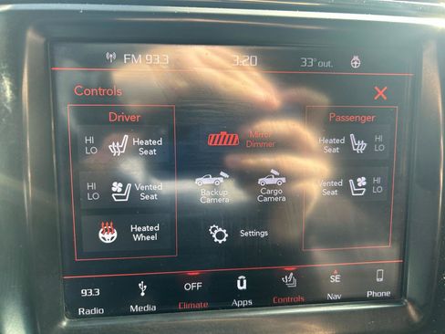 Used 2018 RAM 3500 Laramie w/ Sport Appearance Group image 25