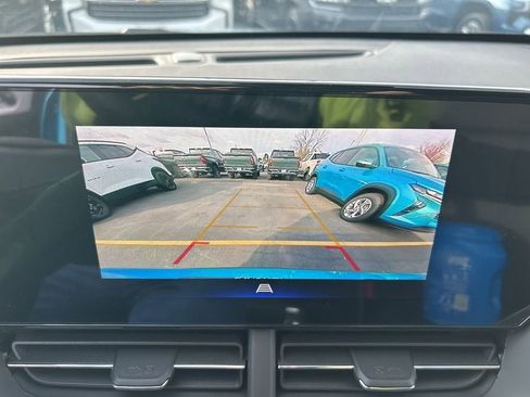 New 2026 Chevrolet Trax ACTIV w/ Sunroof Package image 9