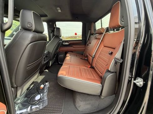 New 2026 GMC Sierra 2500 Denali Ultimate AWD/4WD image 18