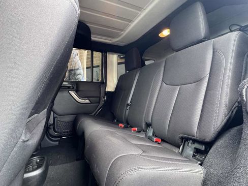 Used 2014 Jeep Wrangler Unlimited Sport w/ Quick Order Package 24S image 33