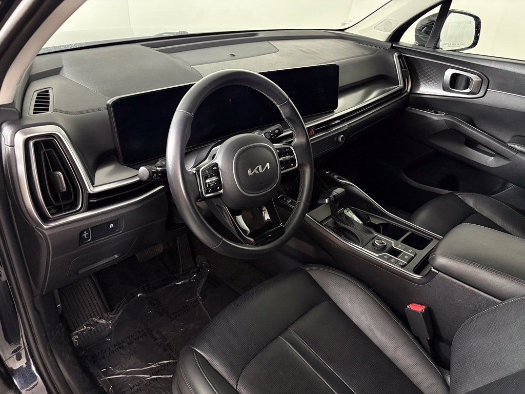 Used 2024 Kia Sorento S AWD/4WD image 16