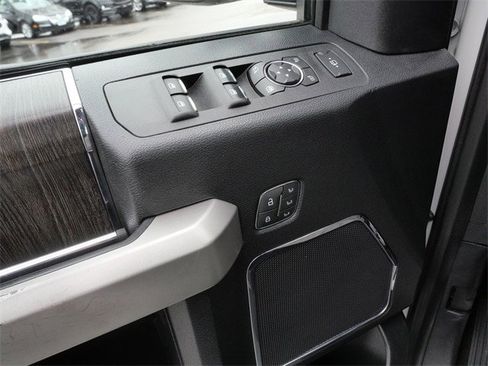 Certified 2021 Ford F350 Lariat w/ Lariat Value Package image 27