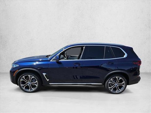 New 2026 BMW X5 xDrive40i w/ Climate Comfort Package AWD/4WD image 5