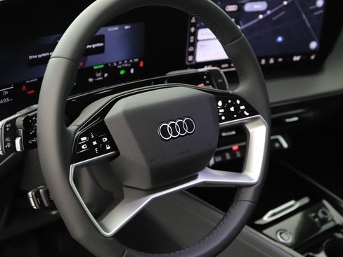 New 2026 Audi Q3 quattro 2.0T AWD/4WD image 16