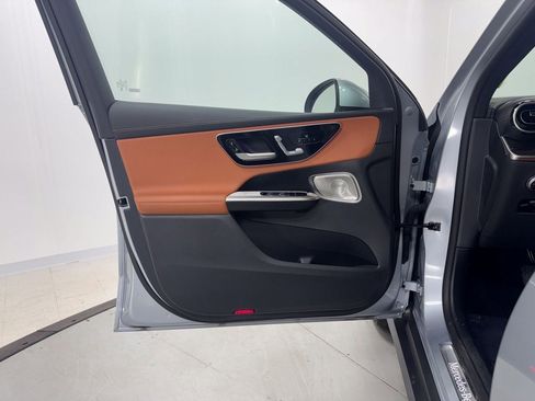 Certified 2024 Mercedes-Benz GLC 300 4MATIC image 5