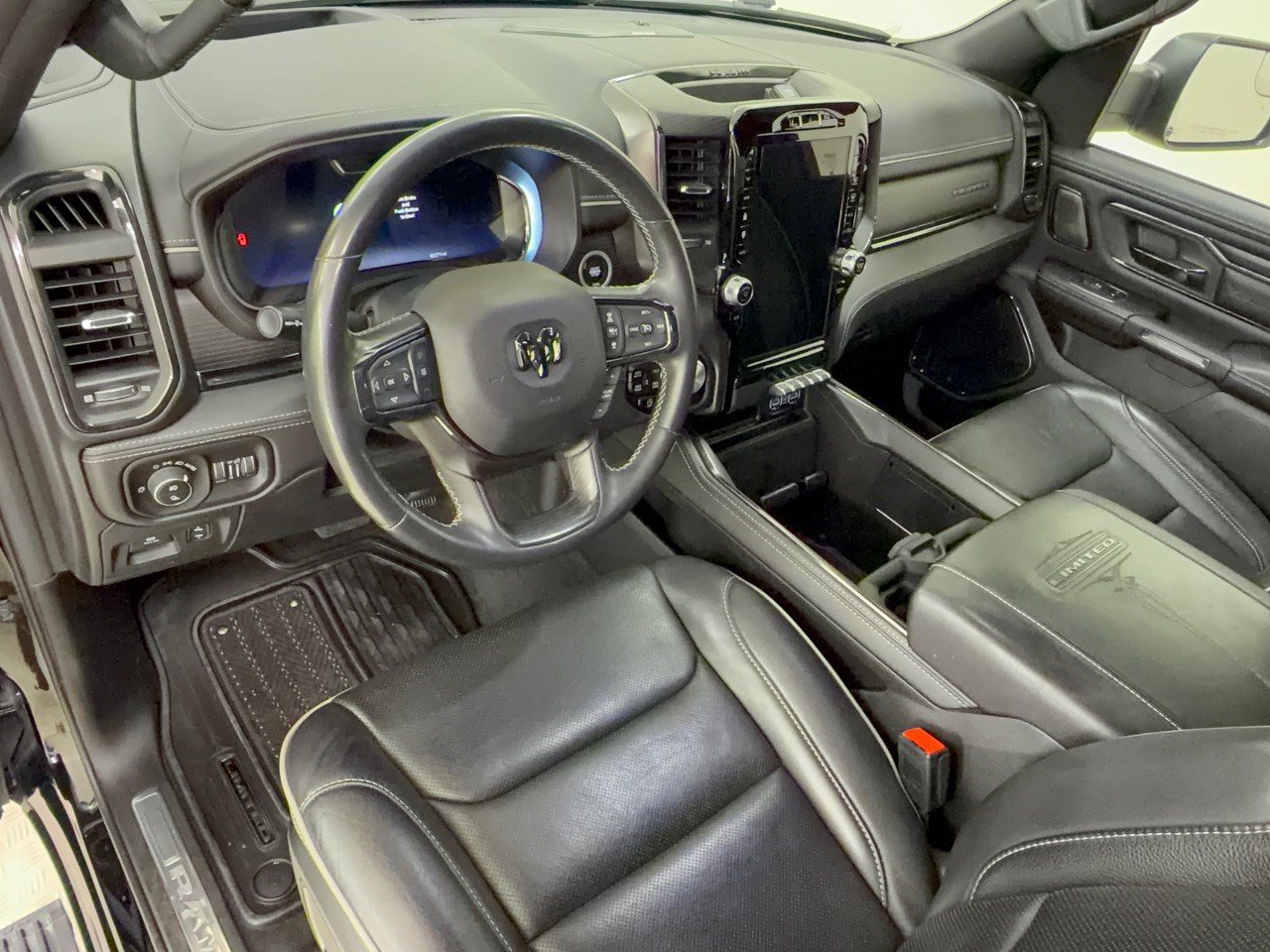Used 2023 RAM 1500 Limited AWD/4WD image 4