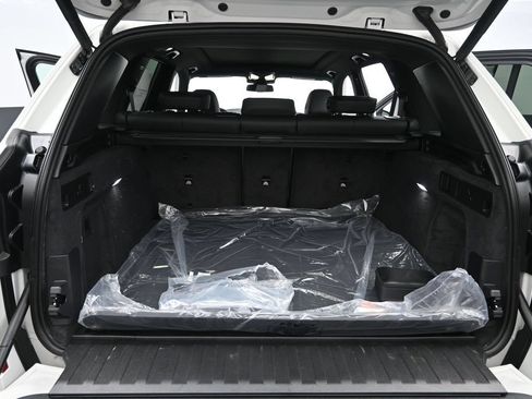 New 2026 BMW X5 xDrive40i w/ M Sport Package AWD/4WD image 27