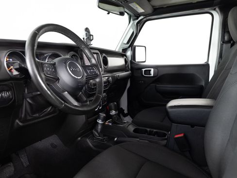 Used 2022 Jeep Gladiator Sport AWD/4WD image 13