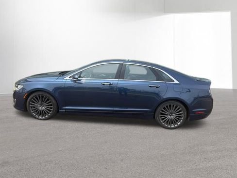 Used 2017 Lincoln MKZ Reserve FWD image 19
