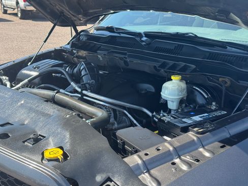 Used 2014 RAM 1500 Express image 37