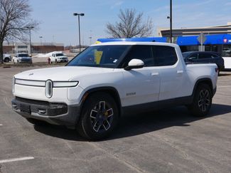 Used 2022 Rivian R1T Adventure video 2