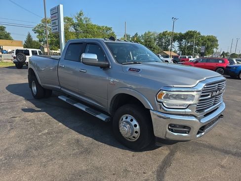 Used 2020 RAM 3500 Laramie AWD/4WD image 3