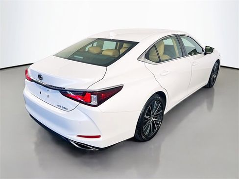 Used 2025 Lexus ES 350 w/ Premium Package image 7