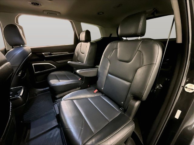Used 2021 Kia Telluride S AWD/4WD image 25