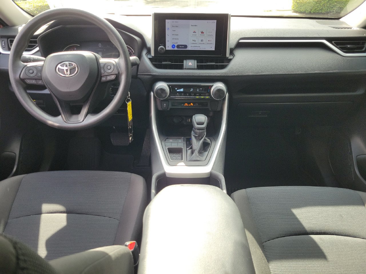 Used 2023 Toyota RAV4 LE FWD image 12