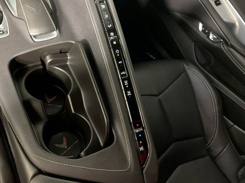 Used 2022 Chevrolet Corvette Stingray Coupe w/ Z51 Performance Package image 30