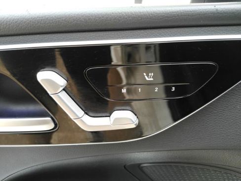 Used 2023 Mercedes-Benz C 300 Sedan image 13