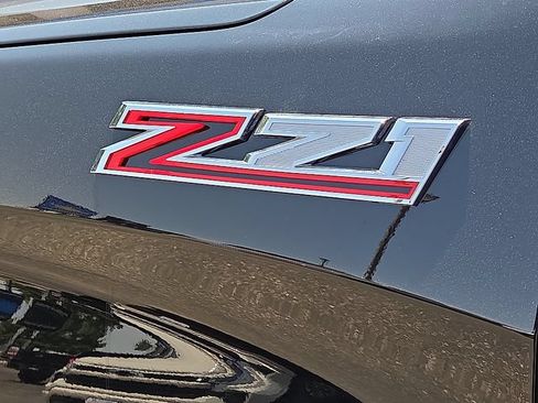 New 2026 Chevrolet Silverado 1500 LT w/ Z71 Off-Road Package AWD/4WD image 9
