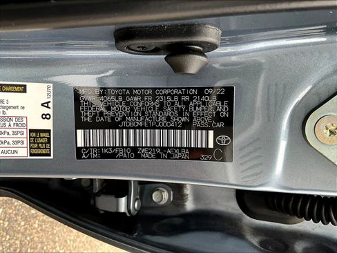 Used 2023 Toyota Corolla LE w/ LE Convenience Package image 6