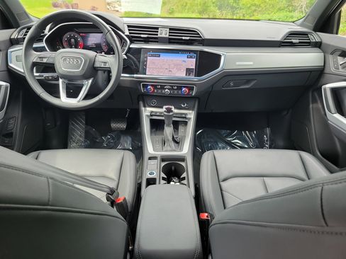 Certified 2023 Audi Q3 2.0T Premium Plus w/ Premium Plus Package image 12