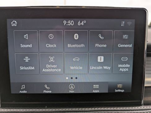 Used 2021 Lincoln Corsair AWD w/ Premium Package image 20