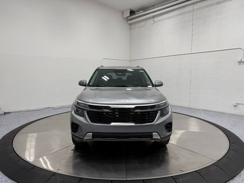 Used 2024 Kia Seltos S image 2