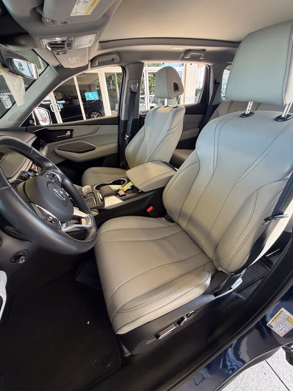Used 2024 Acura MDX w/ Technology Package AWD/4WD image 13