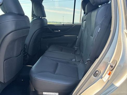 Used 2023 Lexus LX 600 4WD w/ Appearance Package image 16
