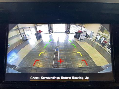 Used 2019 Subaru Crosstrek 2.0i image 6