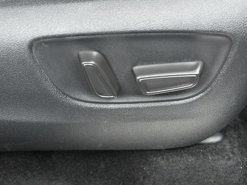 Certified 2021 Toyota Highlander Platinum AWD/4WD image 39