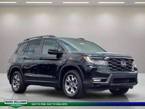 Used 2022 Honda Passport TrailSport image 1