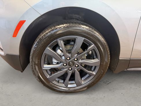 Used 2024 Chevrolet Equinox RS w/ LPO, Floor Liner Package AWD/4WD image 7